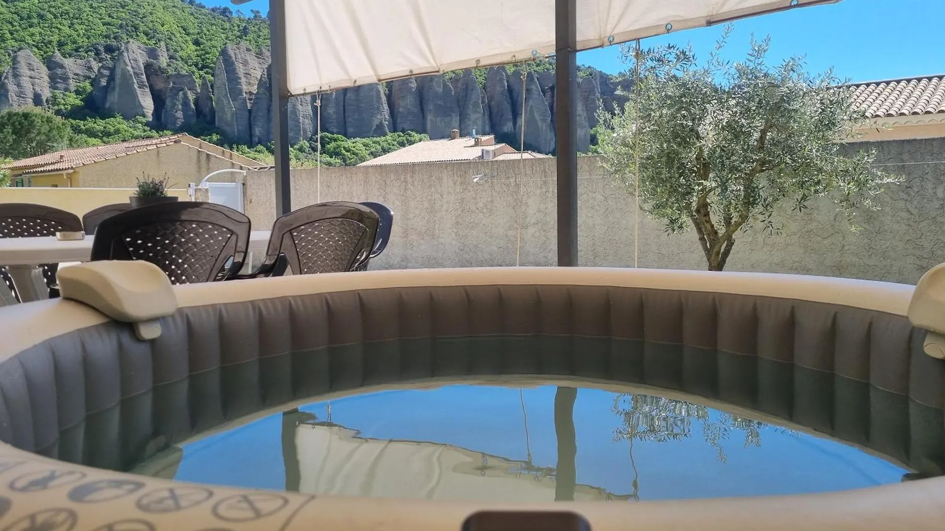 Maison Avec Jacuzzi Et Vue Sur Les Penitents Les Mées Francie