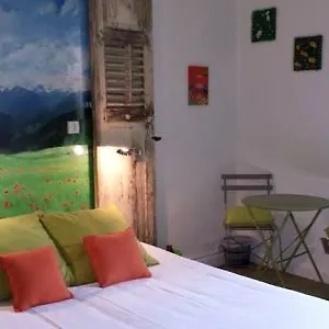 Hotel Des P\u00e9nitents, Les Mées